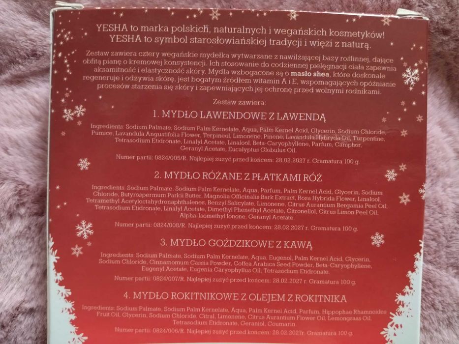 Yesha zestaw prezentowy z wegańskimi mydełkami Lawenda,Płatki róż