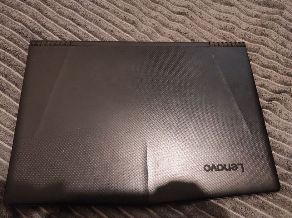 Lenovo legion y520 на і7, 16 RAM 
Екран: full hd 1920*1080 
Про