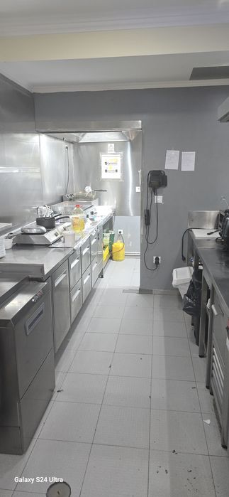 Aluga-se loja em Fernão Ferro