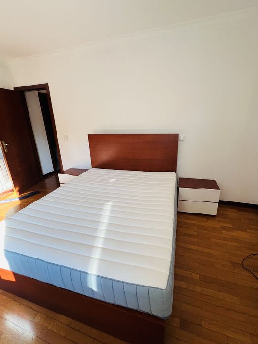 Quarto completo , madeira boa qualidade