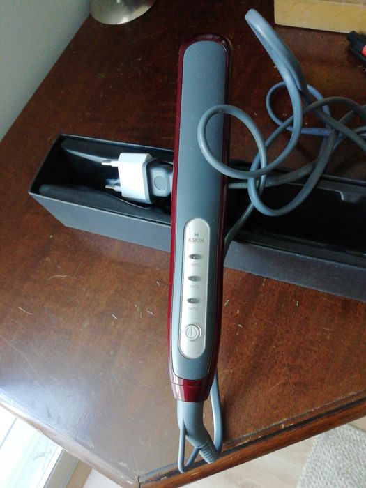 Escova alisadora de cabelo NOVA