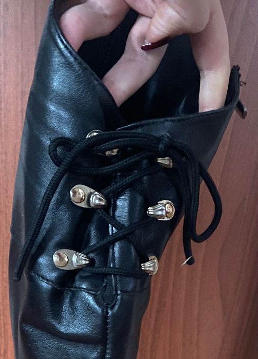 Продам шкіряні ботфорти 38р.