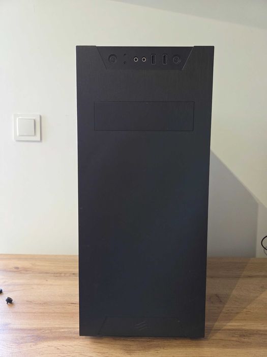 GAMINGOWYKomputer PC DO GIER rx 6600 i5 9600k 16gb