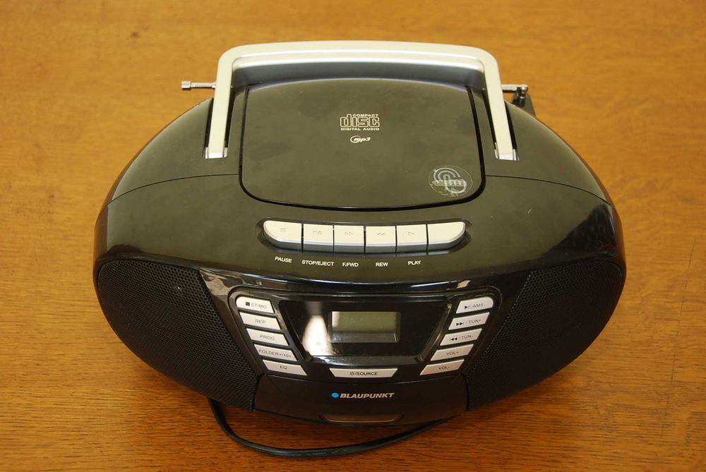 Blaupunkt B 120 BK przenośny odtwarzacz CD z Bluetooth magnetofon USB