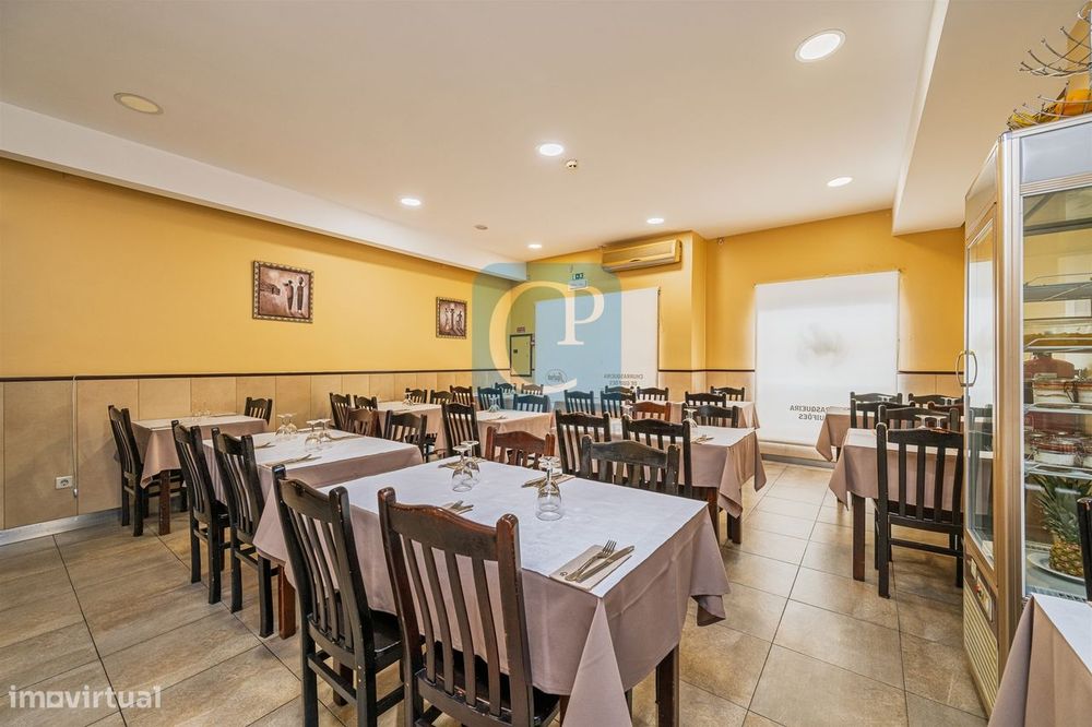 Restaurante mobilado e equipado em Guifões, Matosinhos