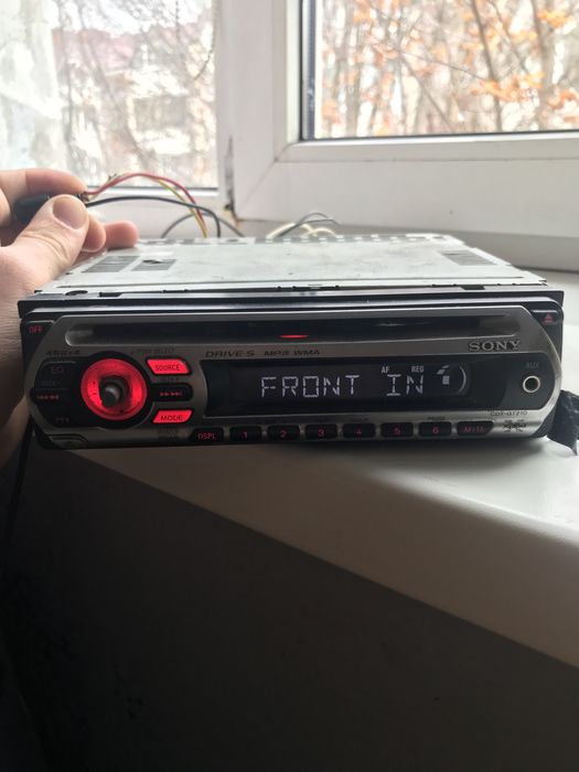 Магнітола SONI CDX-GT210