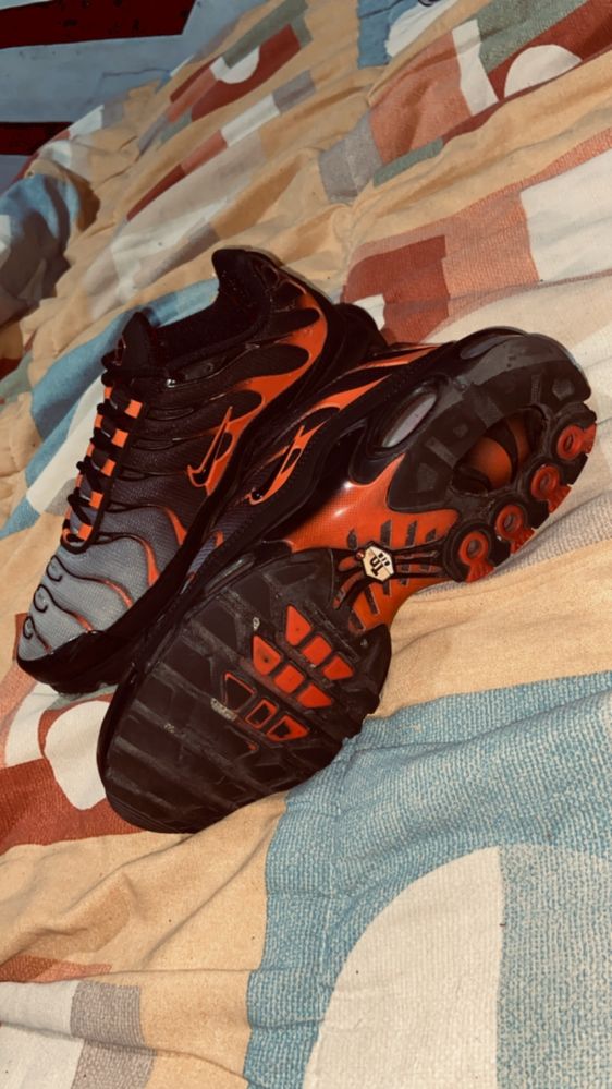 Vendo sapatilha NIKE TN