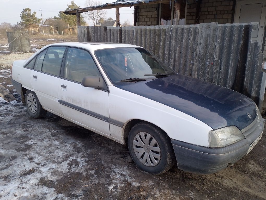Продаю авто Опель Омега а