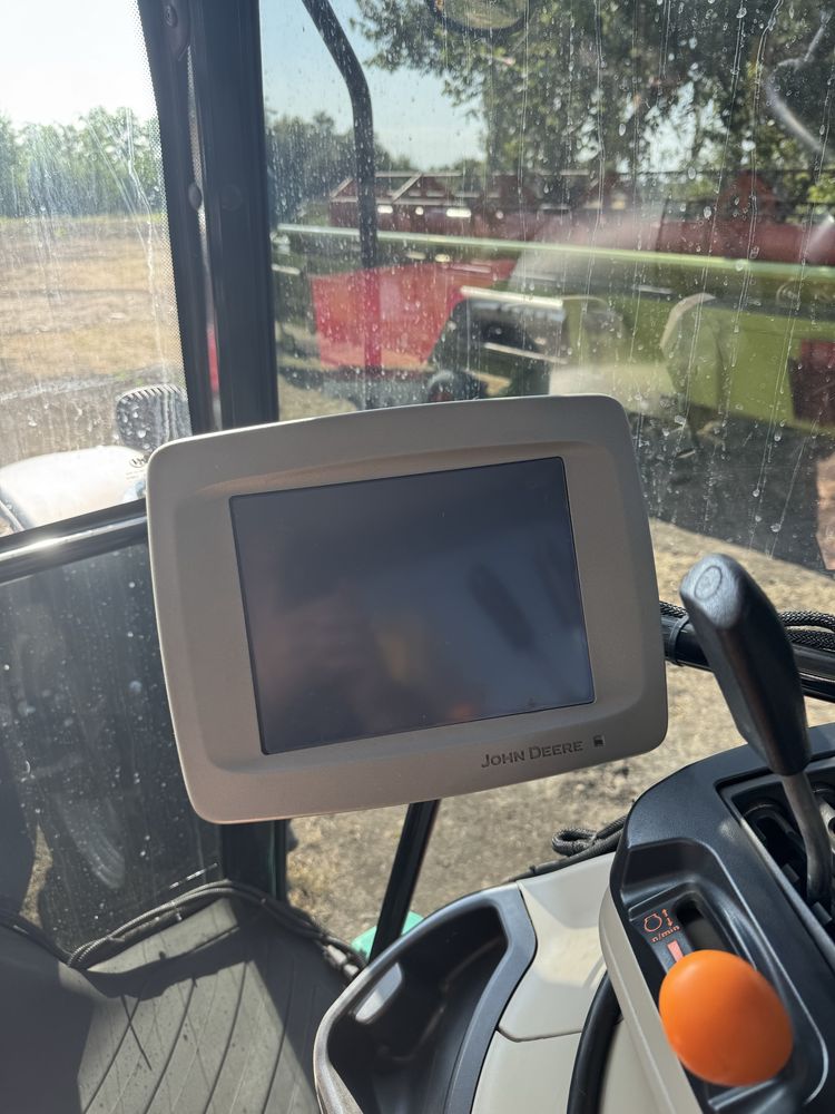 Massey Ferguson 6713