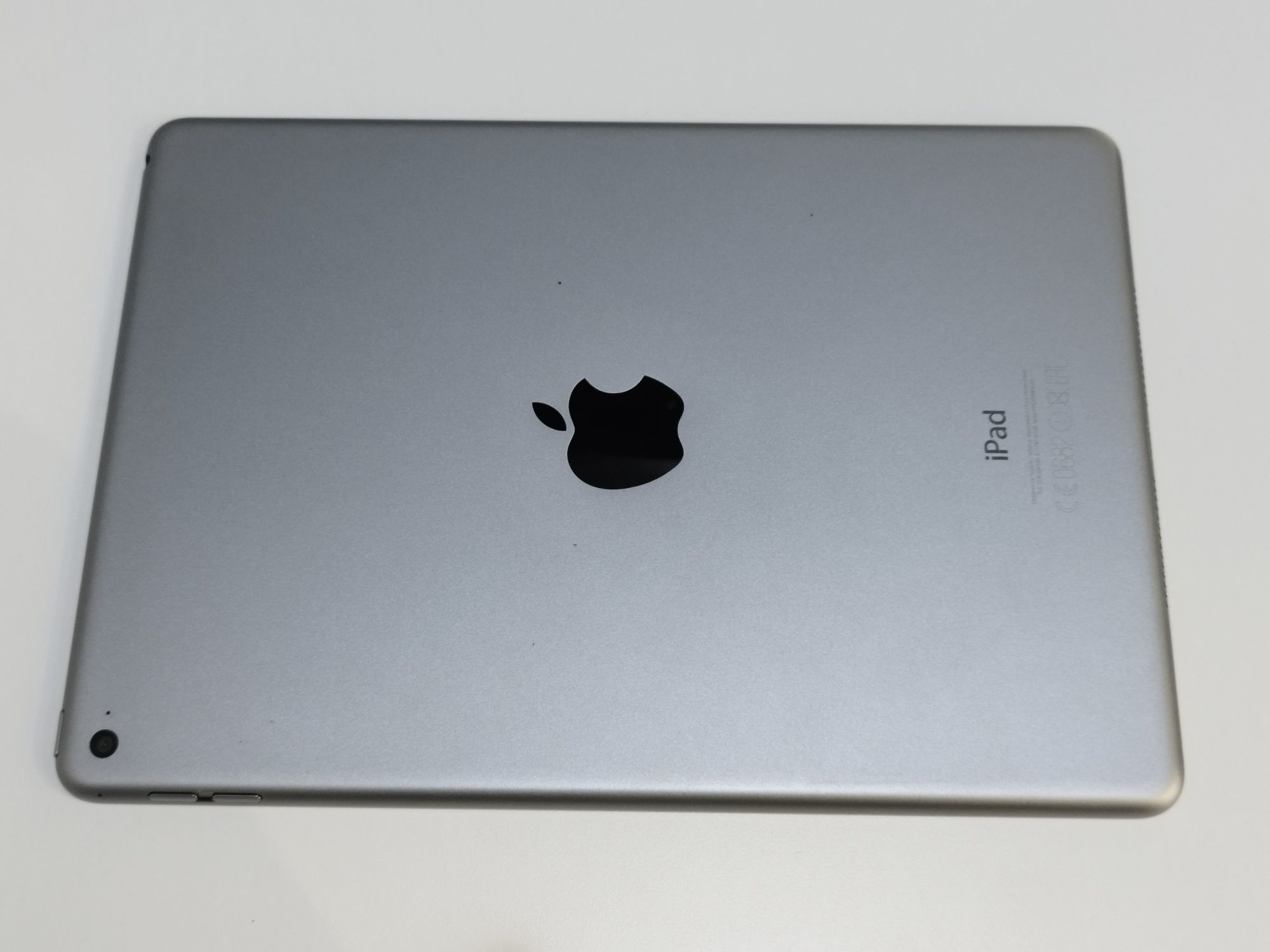 IPAD air 2 semi-novo