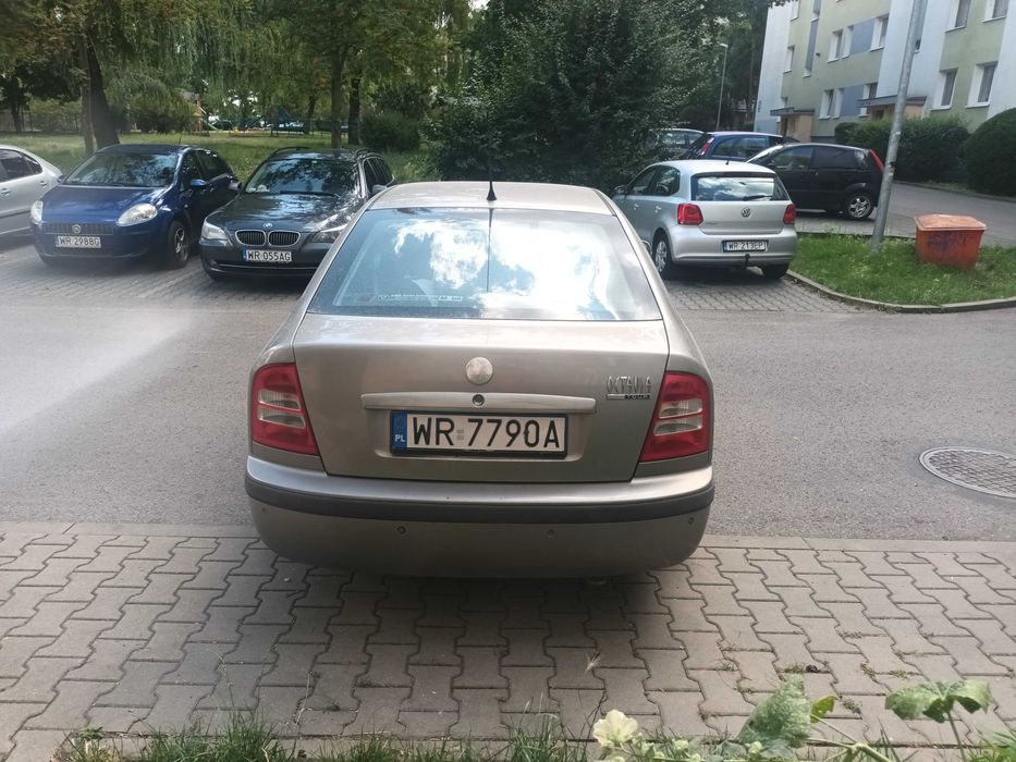 Skoda octawia 1.6 B.G.