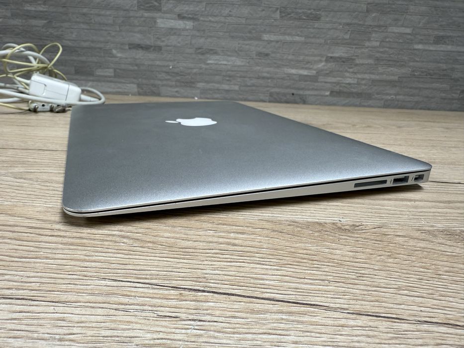 Macbook Air 2017 intel i5/8/256gb/291-цикл/зарядка