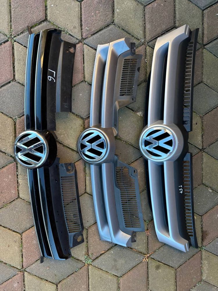 Решітка бампера передня VW Volkswagen Golf 5 Golf 5 + Plus