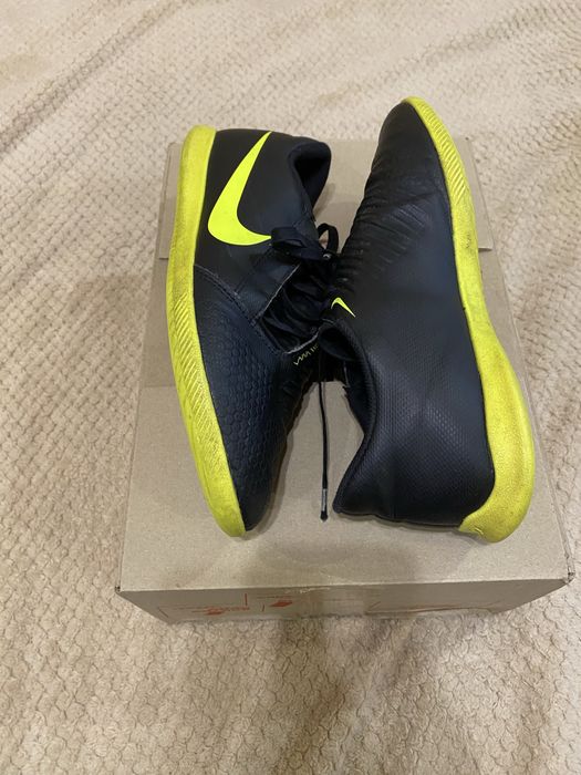 Оригінальні футзалки Nike Phantom 40 розмір!