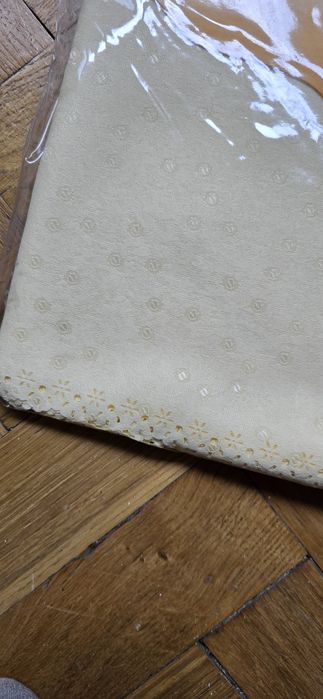 Obrus 120x120 Wistil