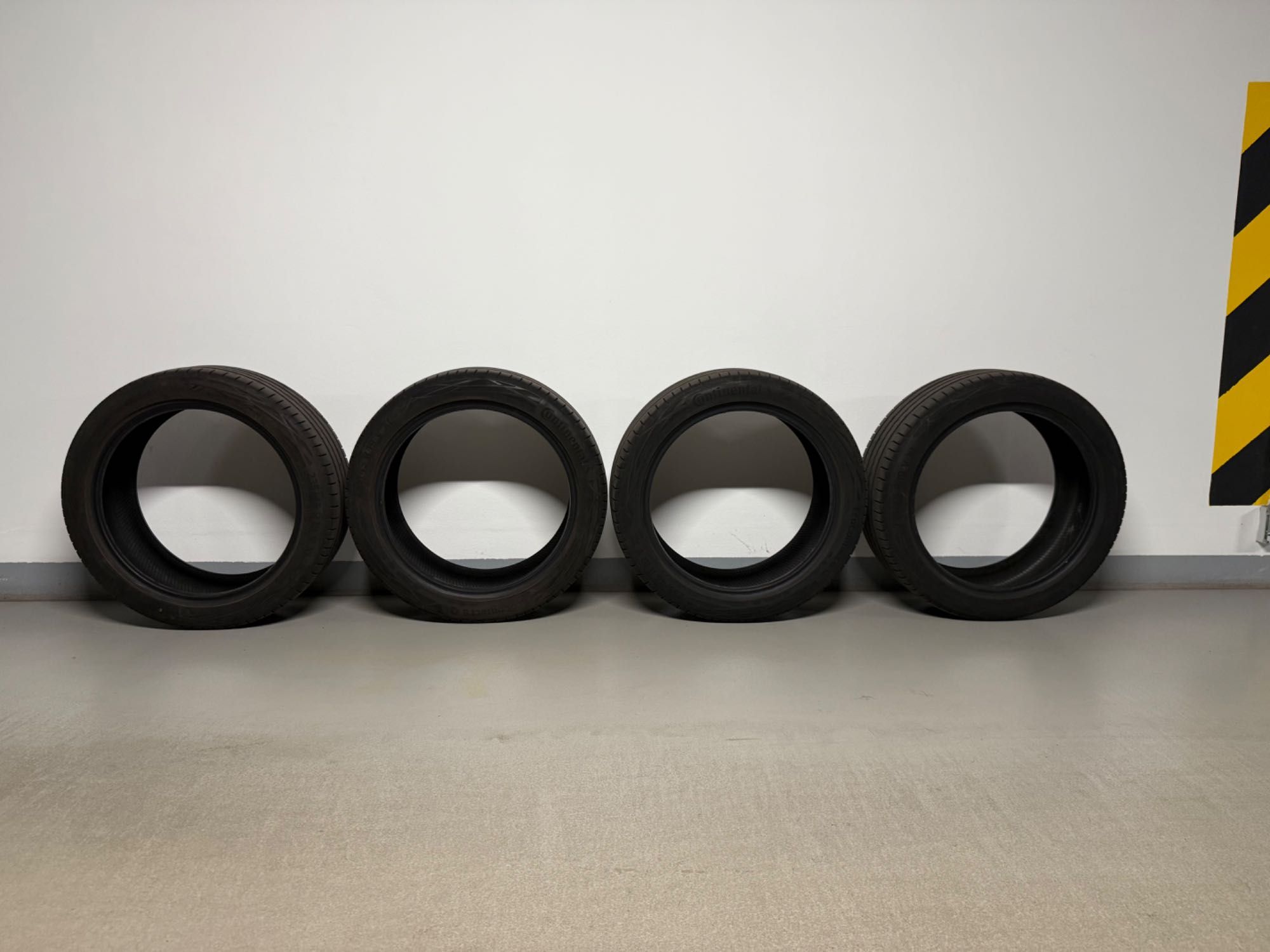 Opony letnie 2023r. Continental EcoContact 6 Q 4xSzt 235/45 r19 V XL