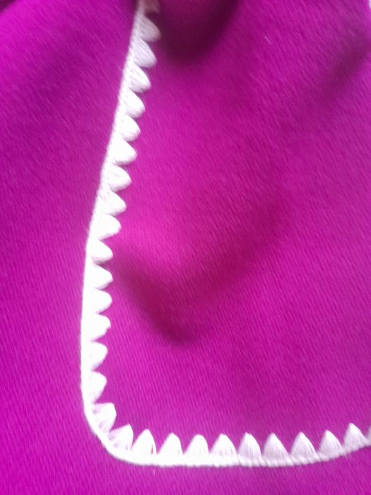 Nowy płaszcz narzutka z paskiem roz uni