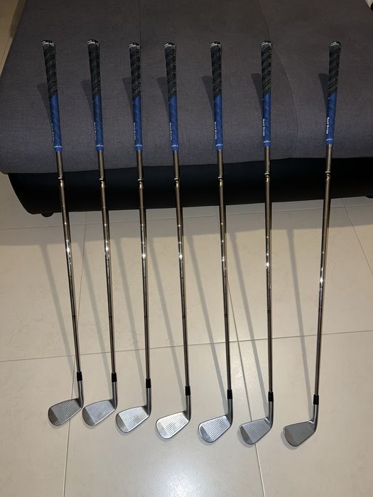 Tacos de golfe Titleist 714 mb