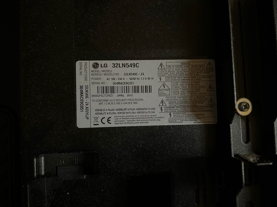 Televisao LG com base