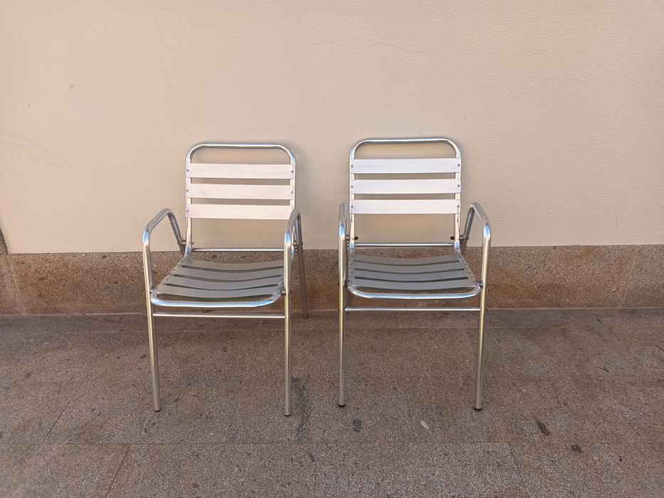 2 Cadeiras de Esplanada em Inox