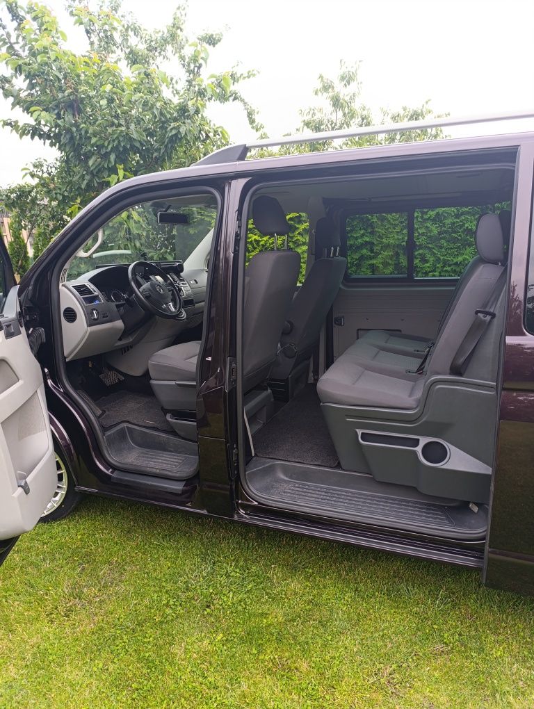 Sprzedam VW transporter T5 2.0 BiTDI DSG 2013r.