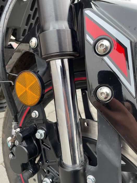 Продам мотоцикол ліфан SR 220 -1 поколіня 22к.с  2024 року випуск.