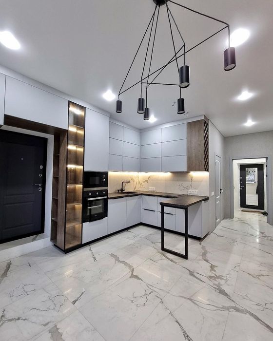 Кухня на замовлення замовлення.  Меблі під замовлення