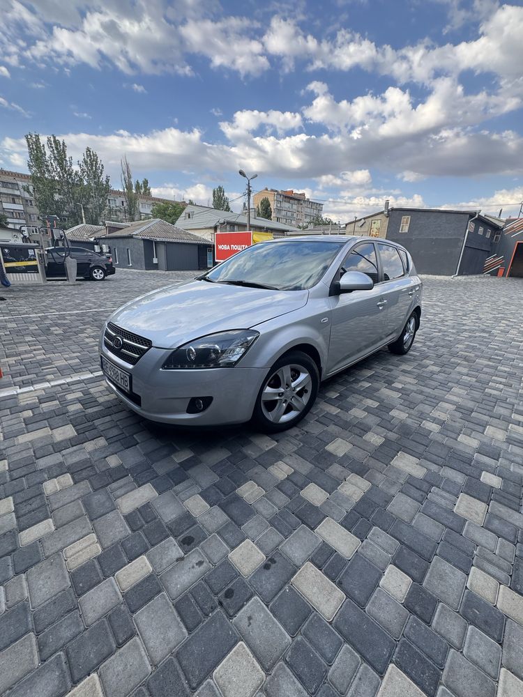 Срочно продаю авто