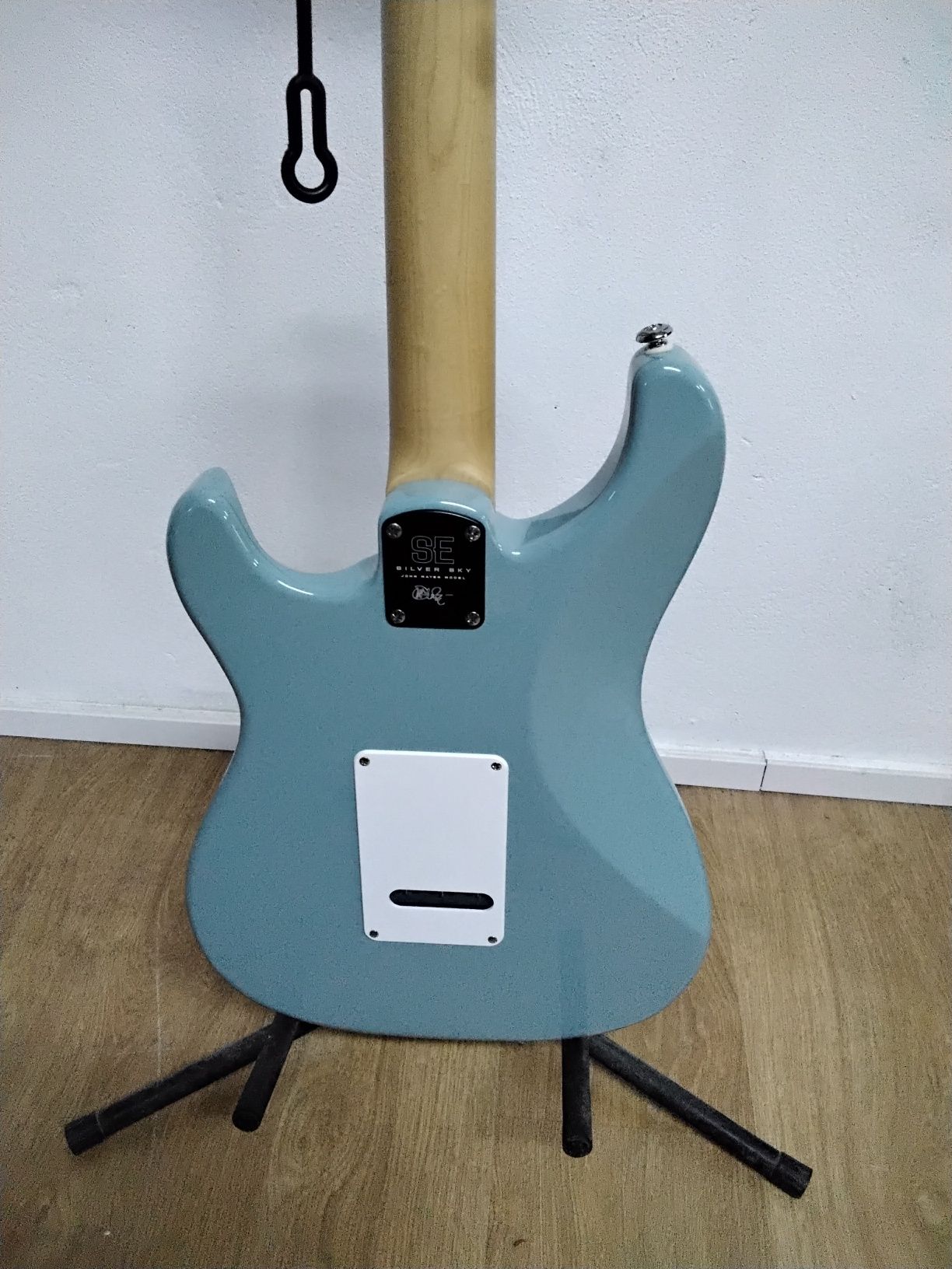 PRS SE Silver Sky, John Mayer. Semi nova.