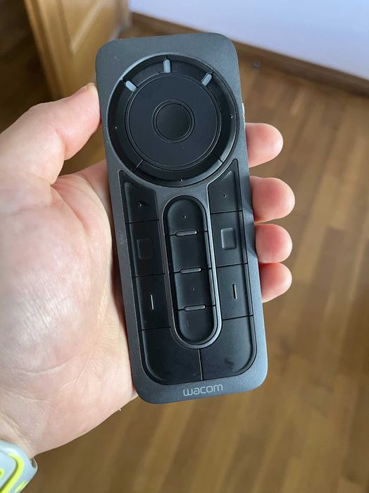 Wacom Cintiq Pro 24" à venda – em perfeito estado