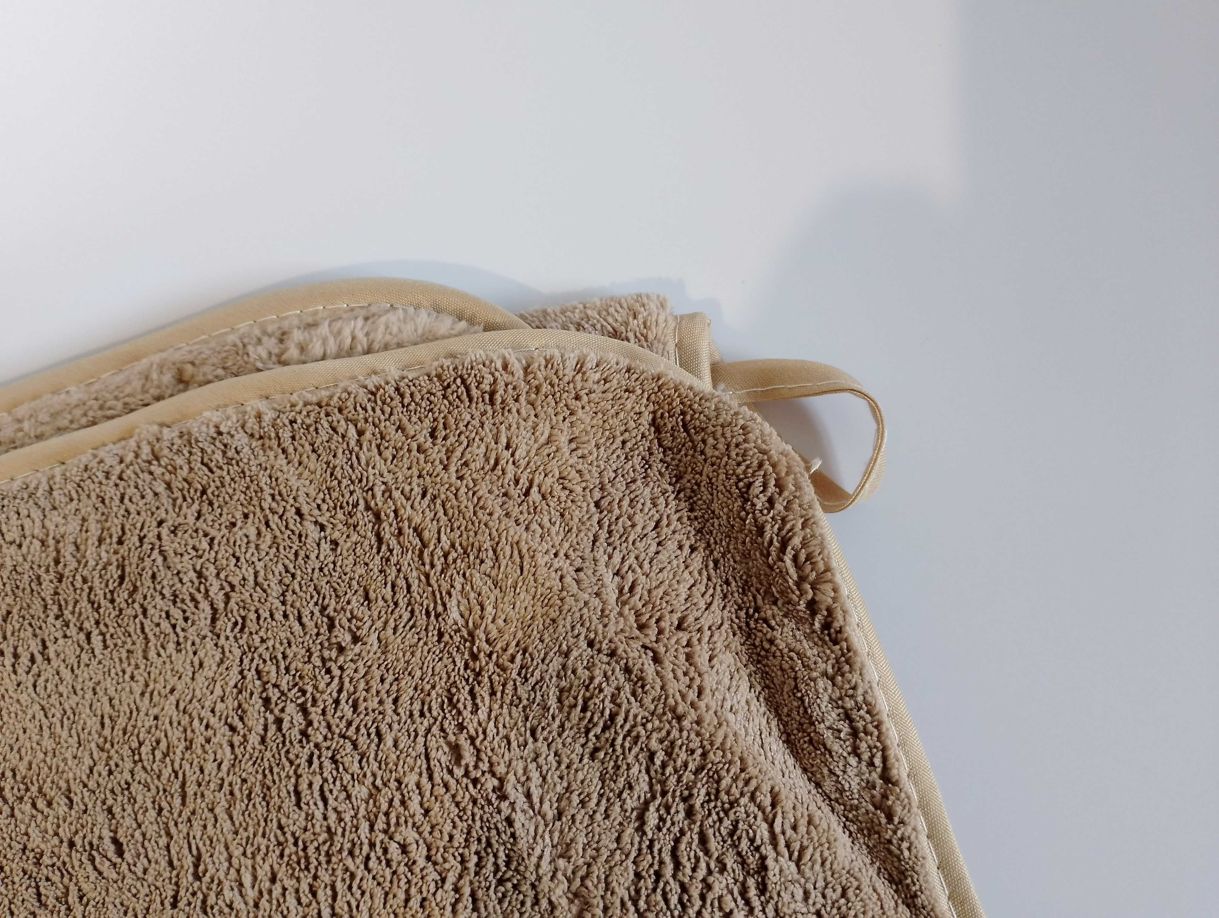 Полотенця мікрофібра,Банні рушники фібра, полотенце з петелькою в вану