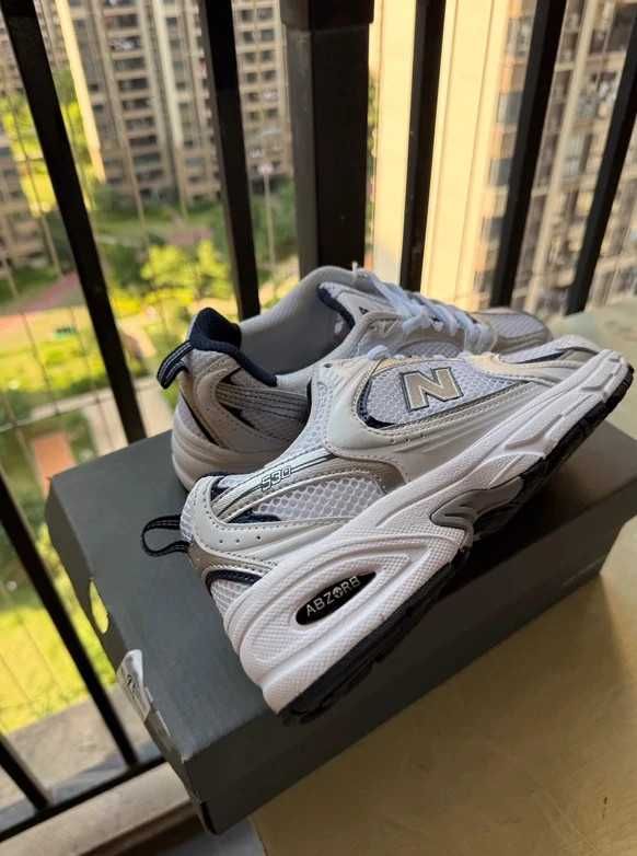 white* Damskie New Balance530 UnisexTrampki roz. 39.5