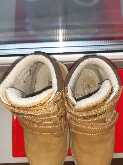 Buty jesienne roz. 28 (stan bardzo dobry)