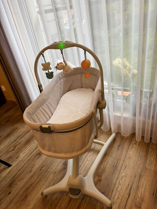 Chicco- łóżeczko dziecięce 4w1 BABY HUG białe