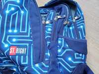 Duży plecak szkolny pojemny z organizerem St Right niebieski