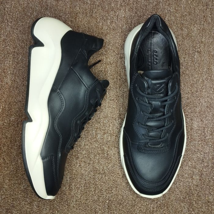 Кросівки Ecco Chunky Sneaker M 520104/01001