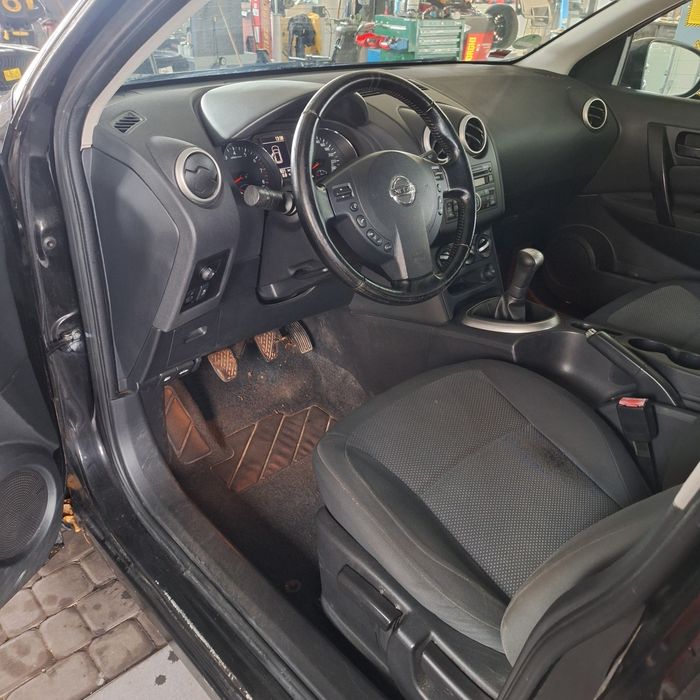 Nissan qashqai 1.6 2010