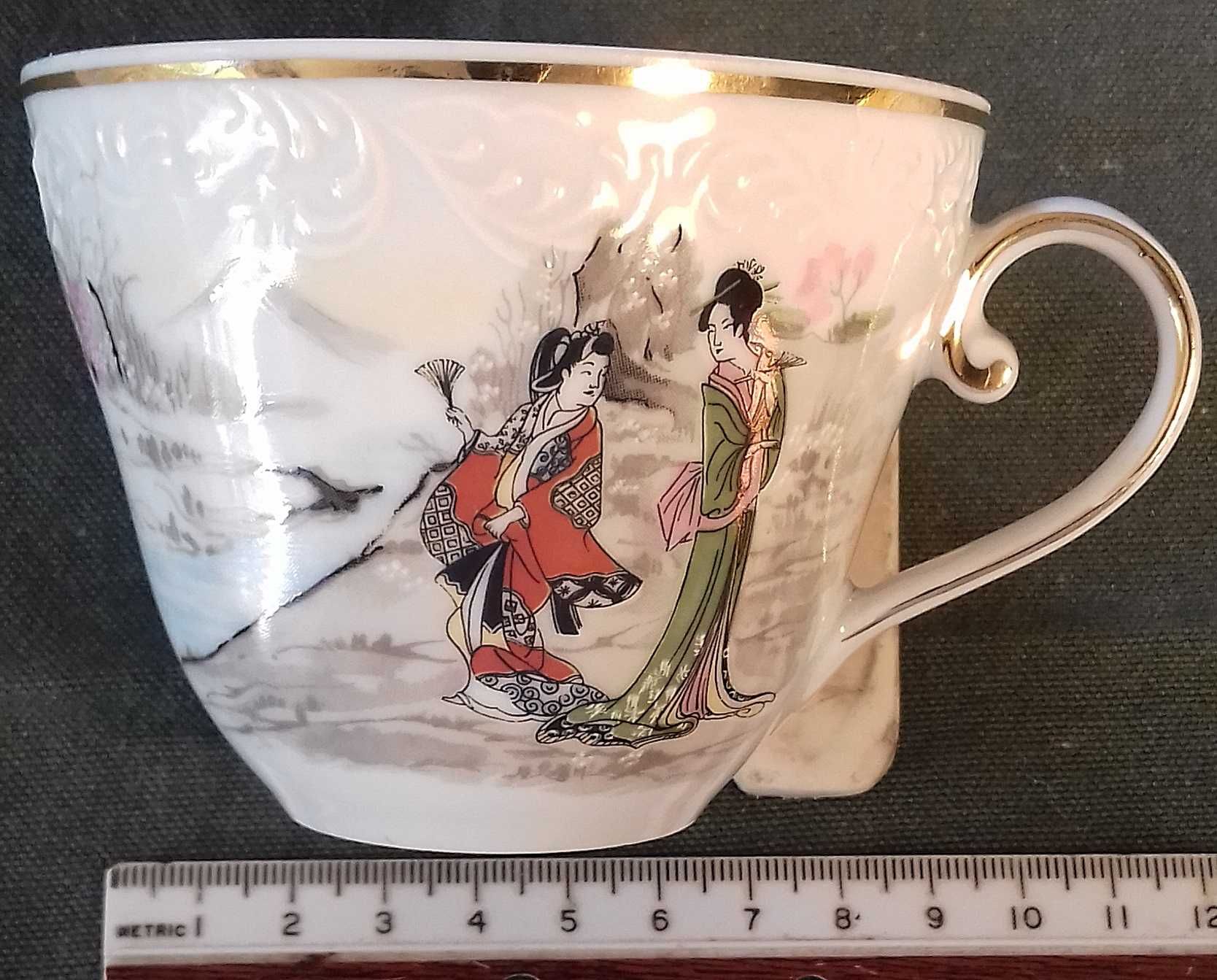 Chávena chá, pires Porcelana Fina SPAL Descontinuado Figuras japonesas
