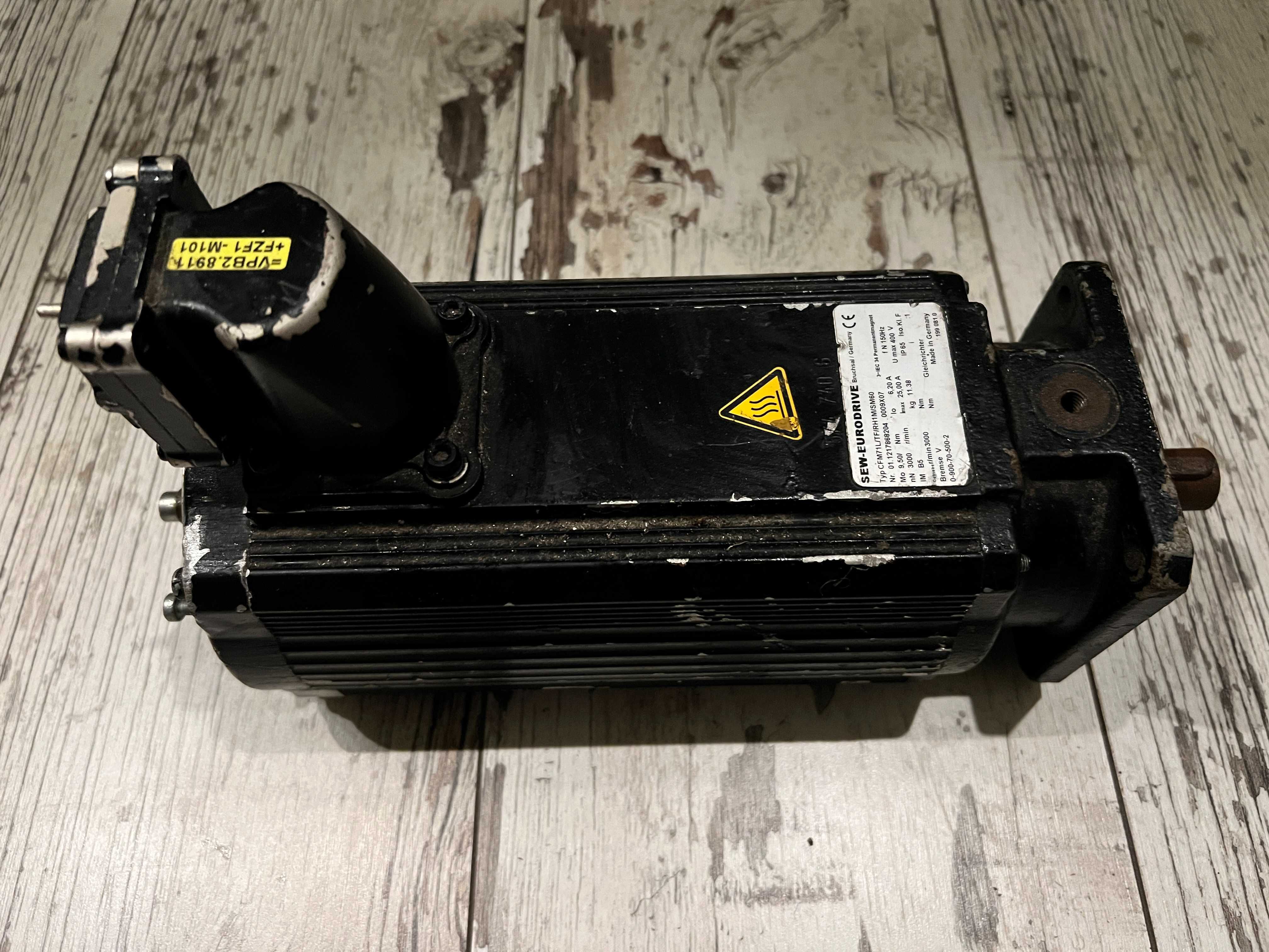 Servomotor / silnik SEW EURODRIVE 400V