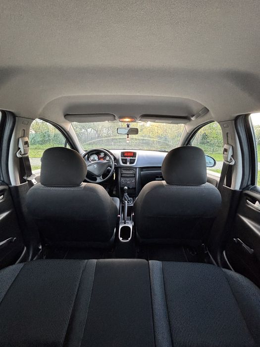 Sprzedam Peugeot 207