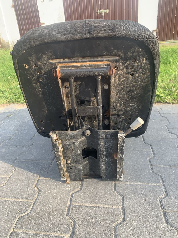 Siedzenie wygodne do c330 c360 zetor t25