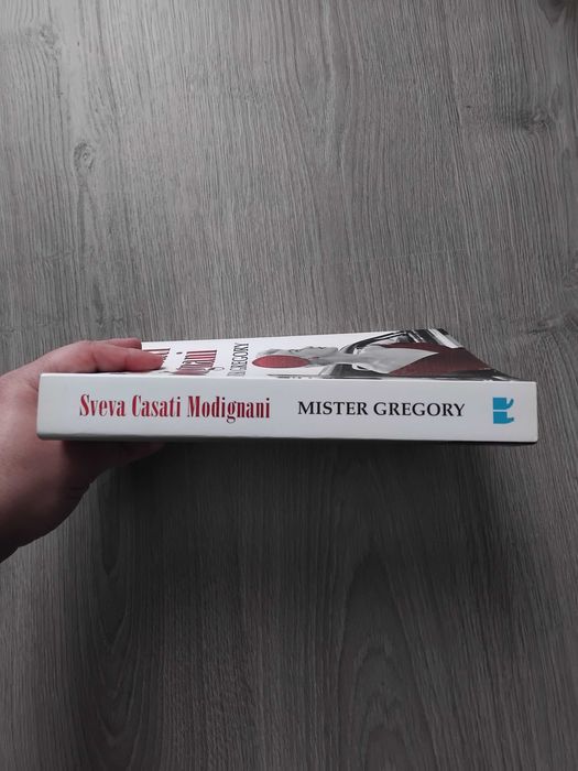 Livro Mister Gregory de Sveva Casati Modignani