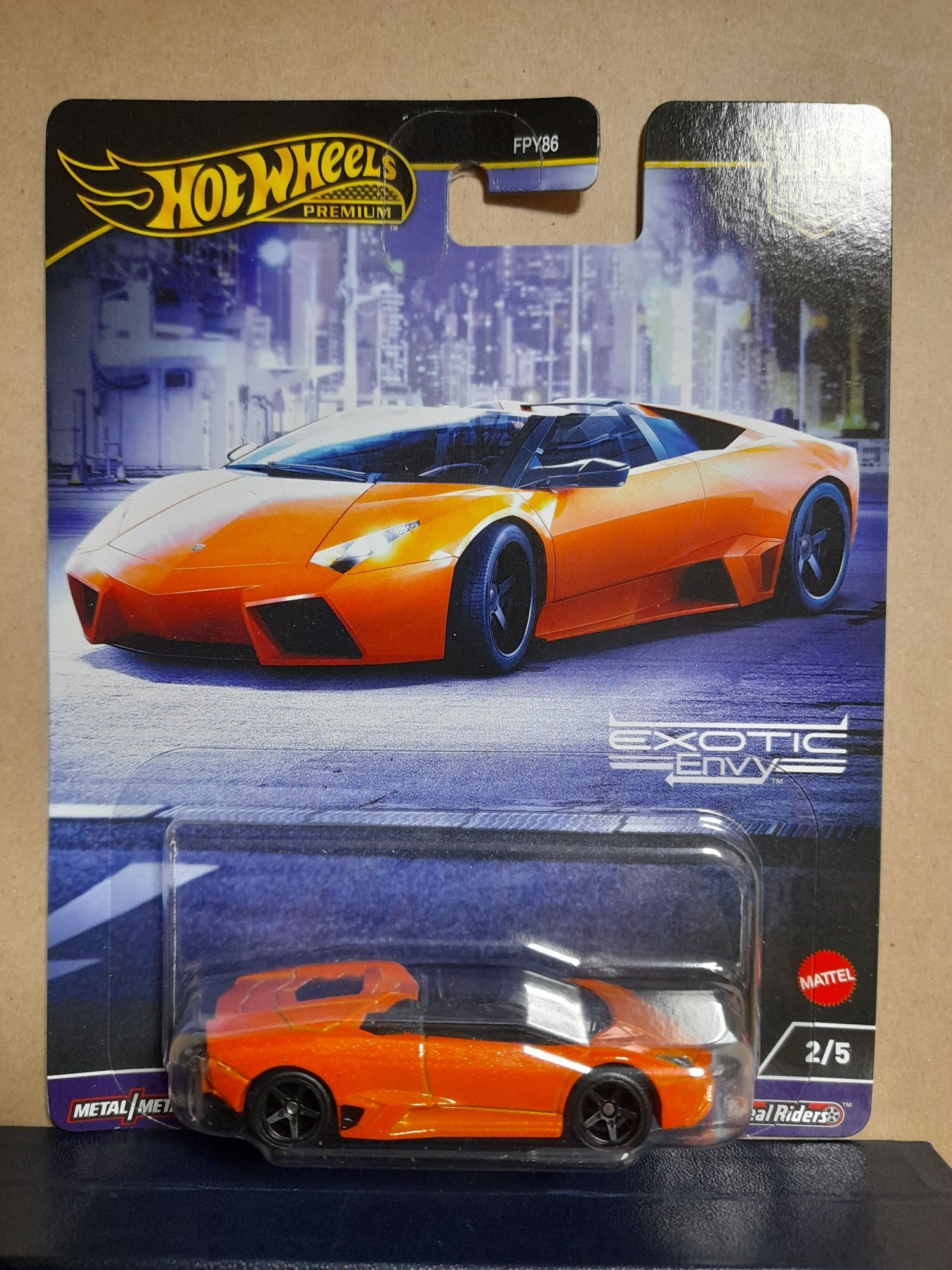 Hot Wheels Premium Lamborghini Reventon Roadster HKC76