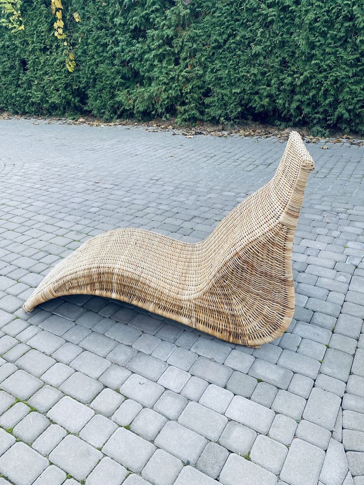 Leżak rattanowy….