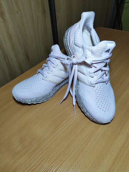 Кросівки Adidas 41,5