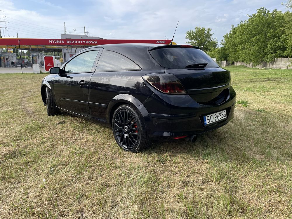 Opel Astra GTC 2.0 Turbo 200km
