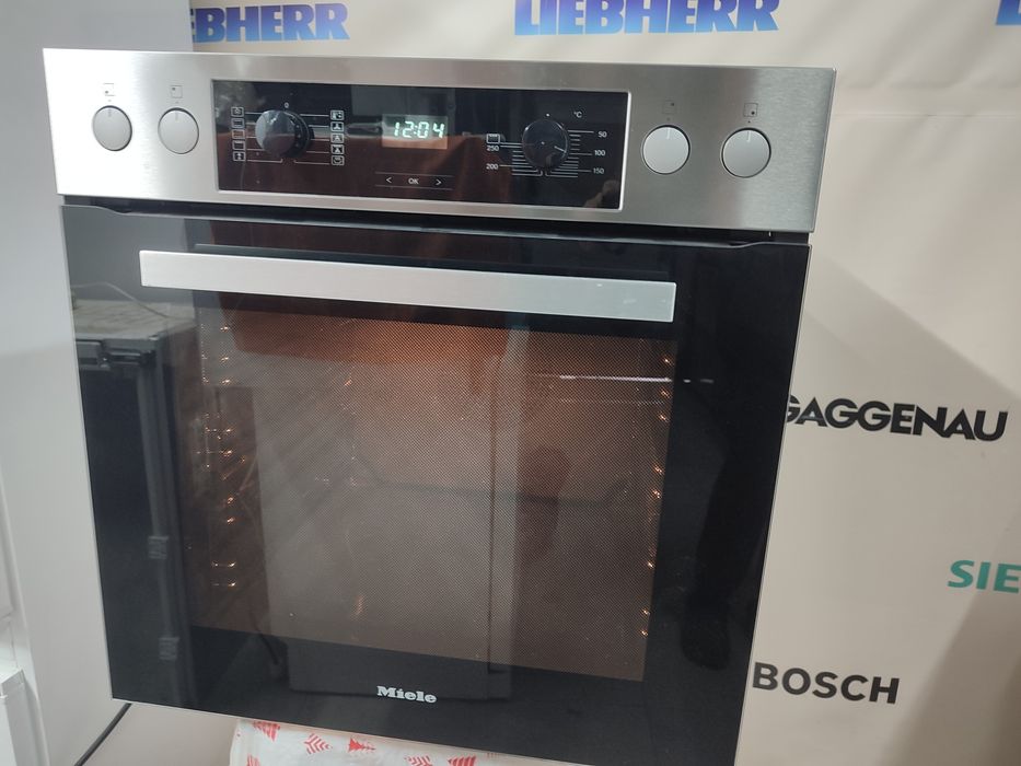 Духовий шкаф Miele H2267E