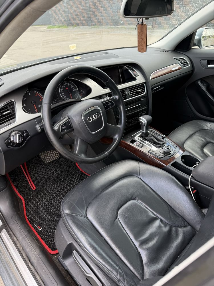 Audi A4B8 2010 2,7