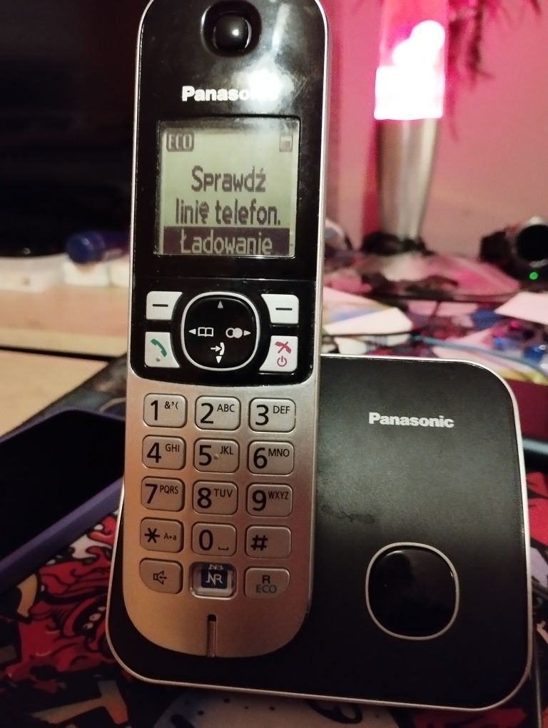 Panasonic telefon bezprzewodowy KX TG 6811
