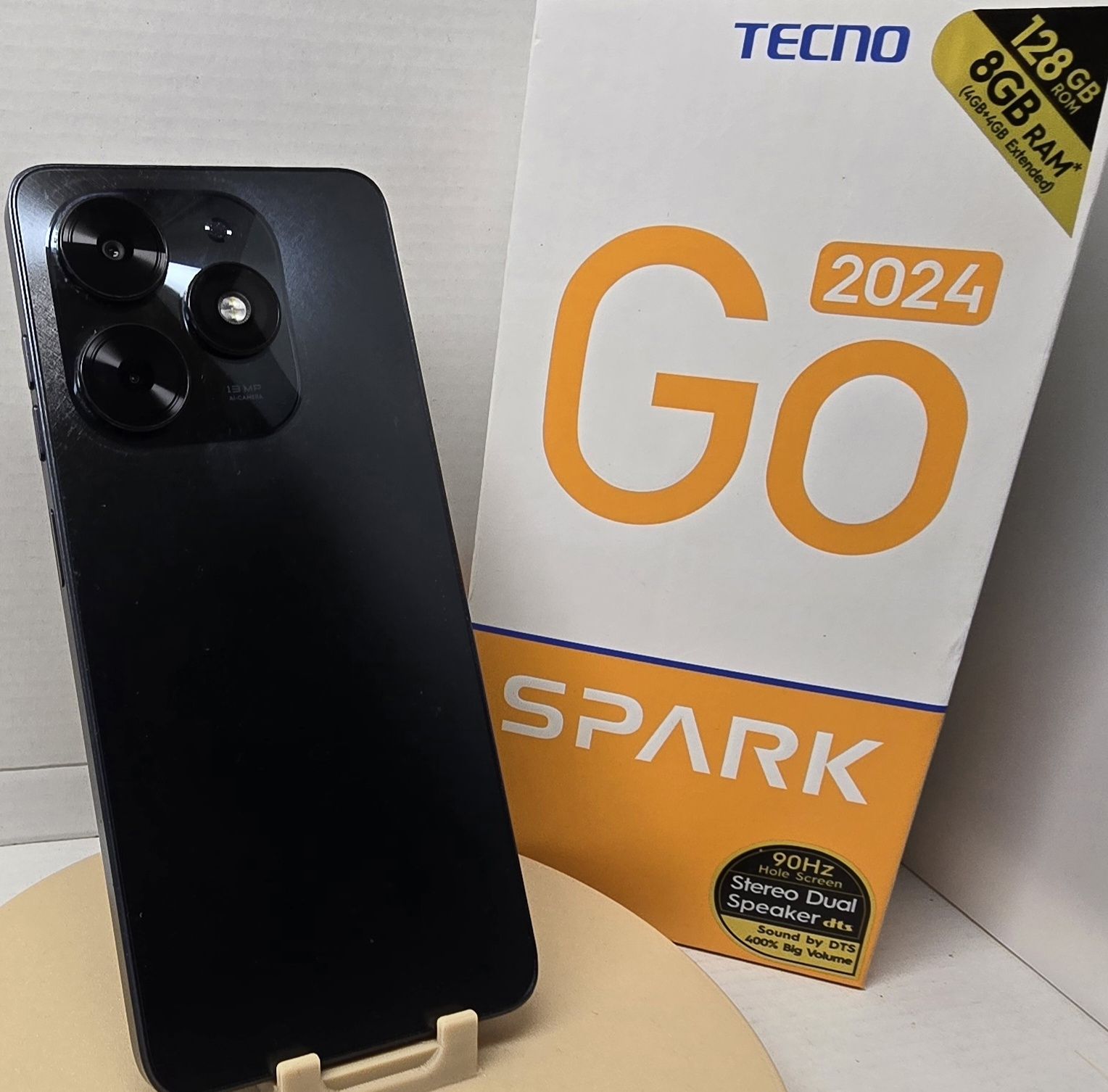 Tecno Spark Go 2024 4/128 з дефектом